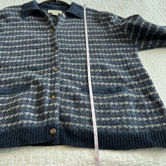 ✨ Eddie Bauer Women’s 100% Wool Blue Gray Striped Cardigan Large - Picture 10 of 10